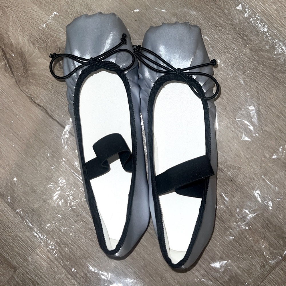 NEW Silver Satin Bow Tie Puffer Ballerina Flats